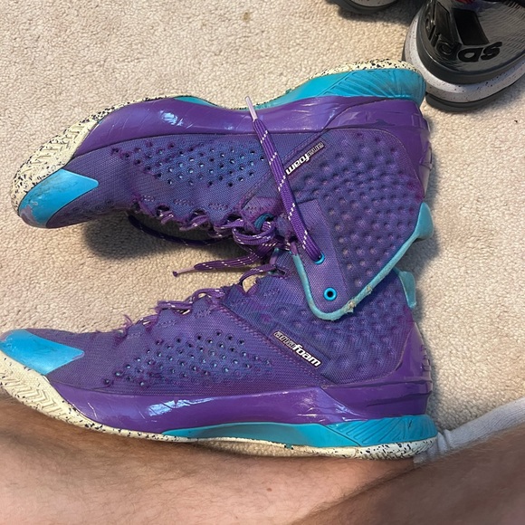 Curry 1 Father to Son - Picture 2 of 5